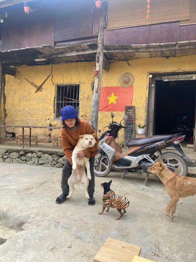Homie House Thien Huong - Traditional Home ドン・ヴァン エクステリア 写真