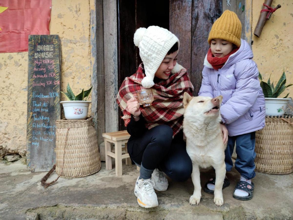 Homie House Thien Huong - Traditional Home ドン・ヴァン エクステリア 写真
