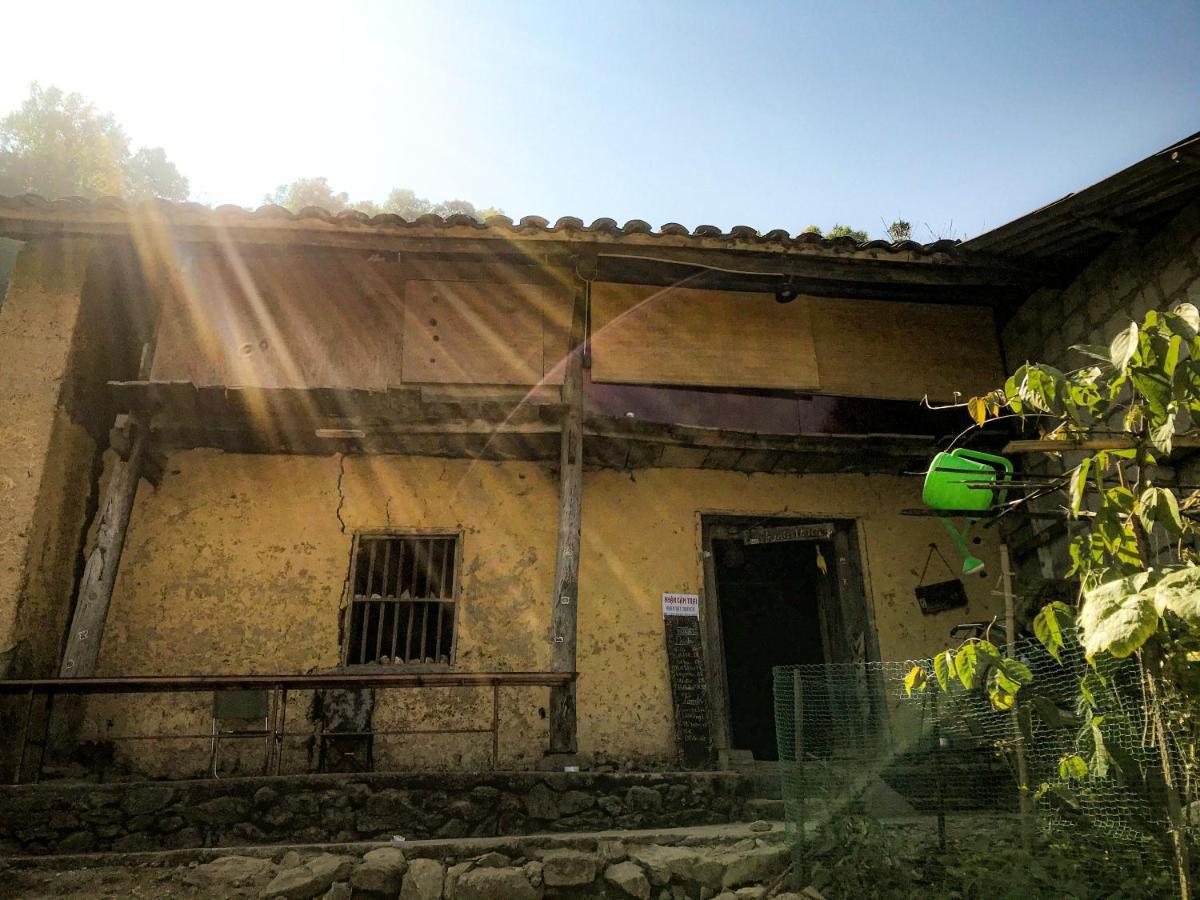 Homie House Thien Huong - Traditional Home ドン・ヴァン エクステリア 写真