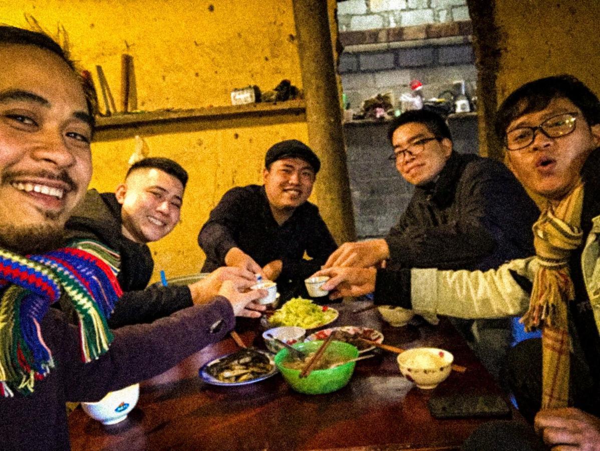 Homie House Thien Huong - Traditional Home ドン・ヴァン エクステリア 写真