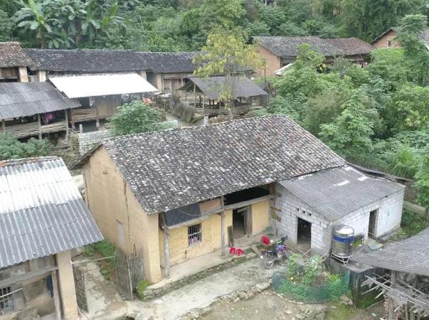 Homie House Thien Huong - Traditional Home ドン・ヴァン エクステリア 写真