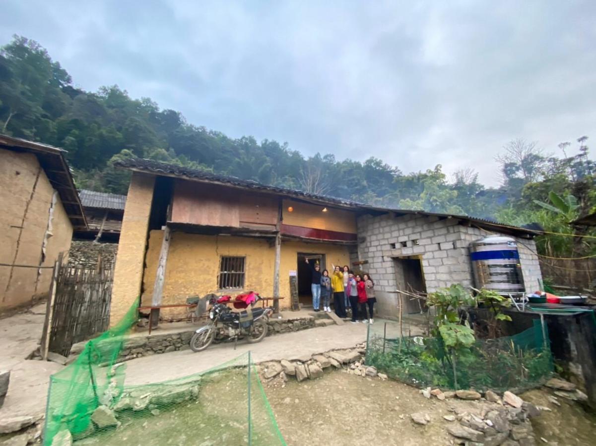 Homie House Thien Huong - Traditional Home ドン・ヴァン エクステリア 写真