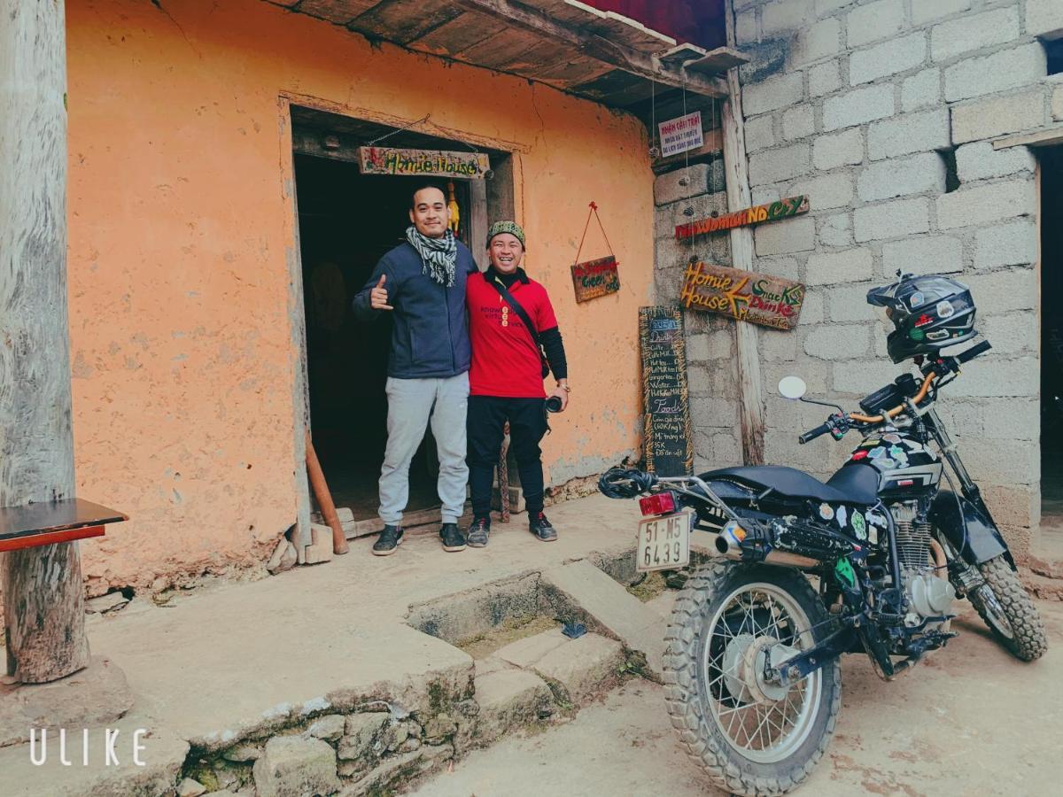 Homie House Thien Huong - Traditional Home ドン・ヴァン エクステリア 写真