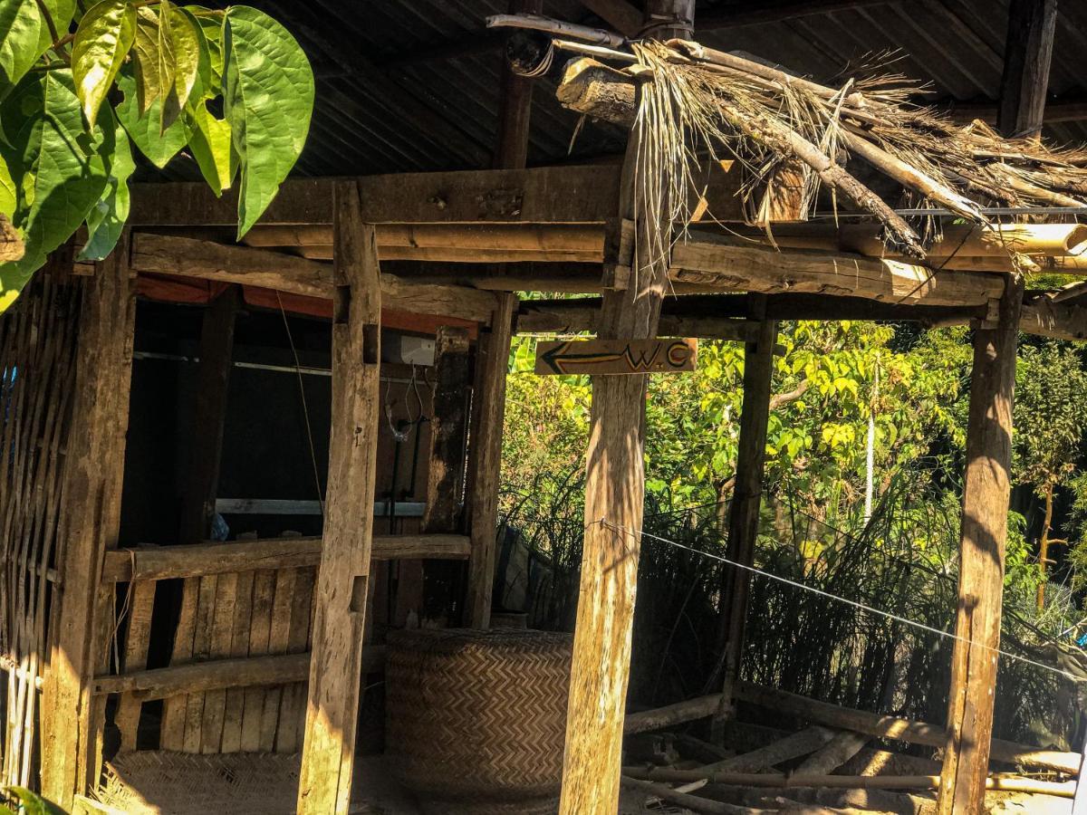 Homie House Thien Huong - Traditional Home ドン・ヴァン エクステリア 写真