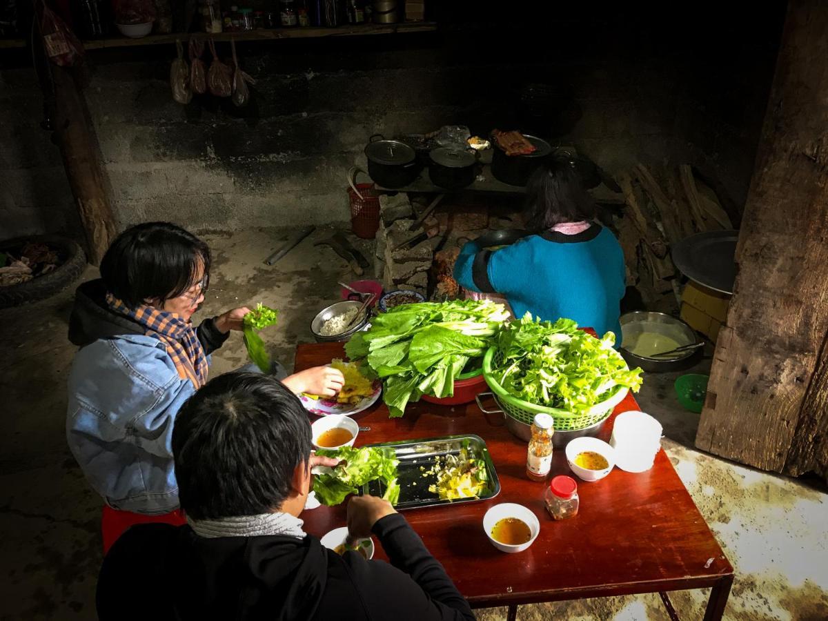 Homie House Thien Huong - Traditional Home ドン・ヴァン エクステリア 写真